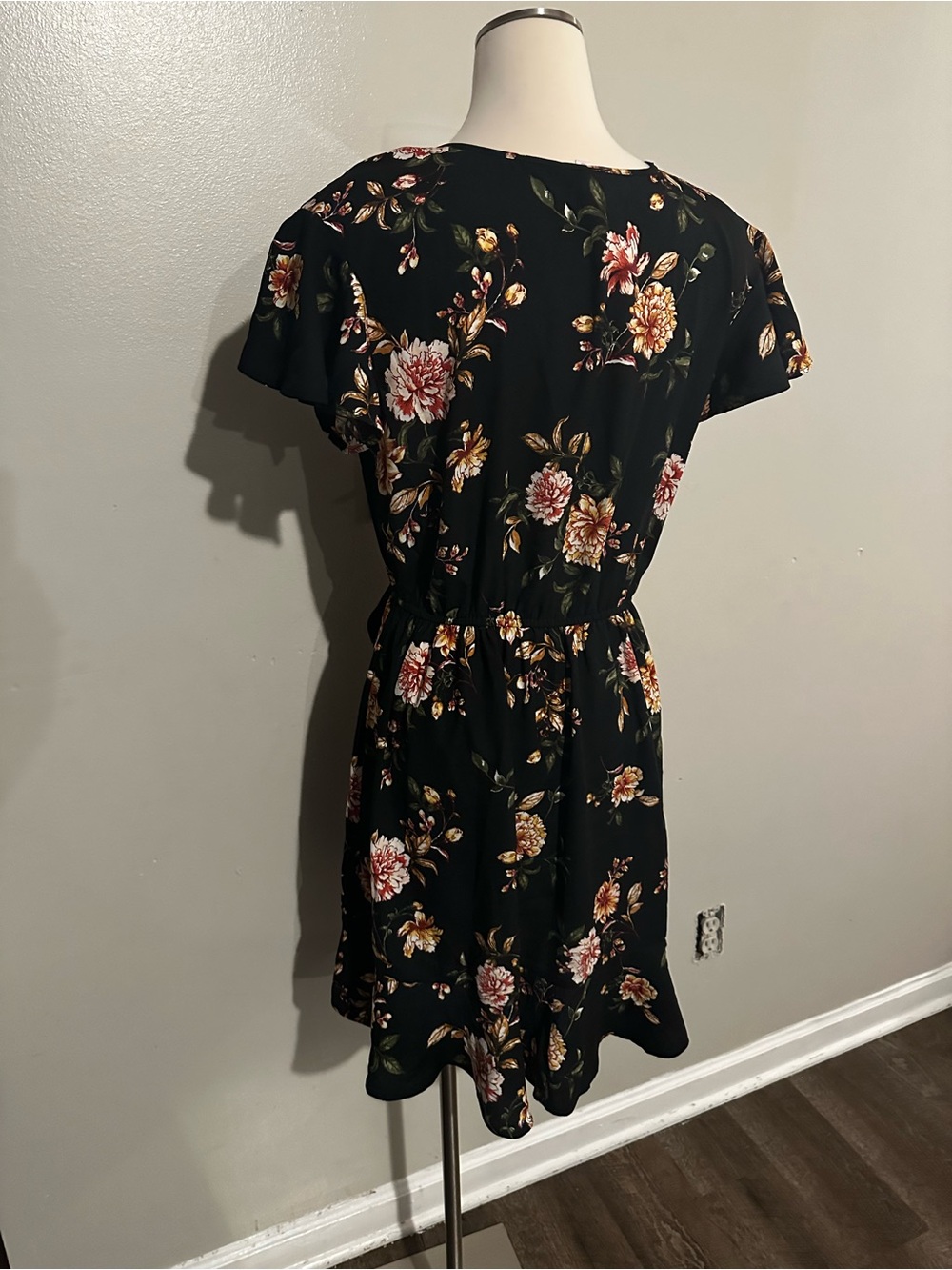 Charlotte Russe Black Floral Short Dress with Rose Accents